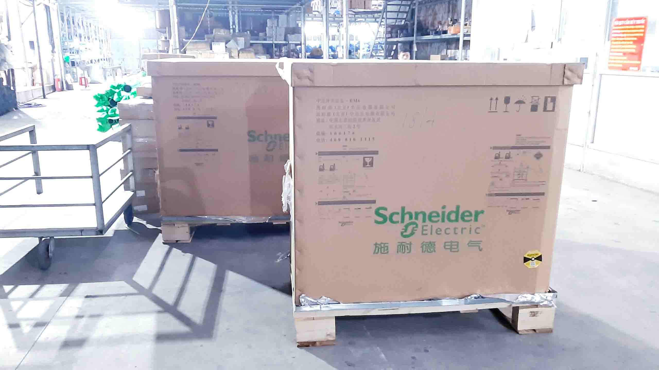Tủ Trung Thế RMU Schneider RM6 4 Ngăn RE-IIBI 24kV 630A 20kA/3s