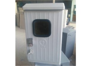 TỦ ĐIỆN KẾ COMPOSITE CÓ MÁI 300X500X200